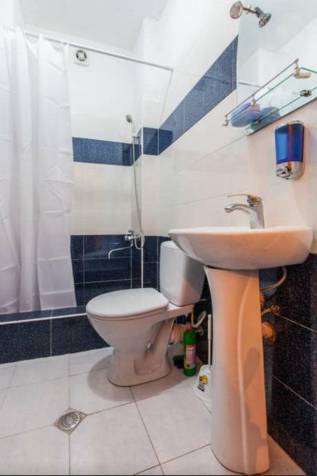 Minimalist Studio Walking Distance To City Centre Tbilisi Exterior foto