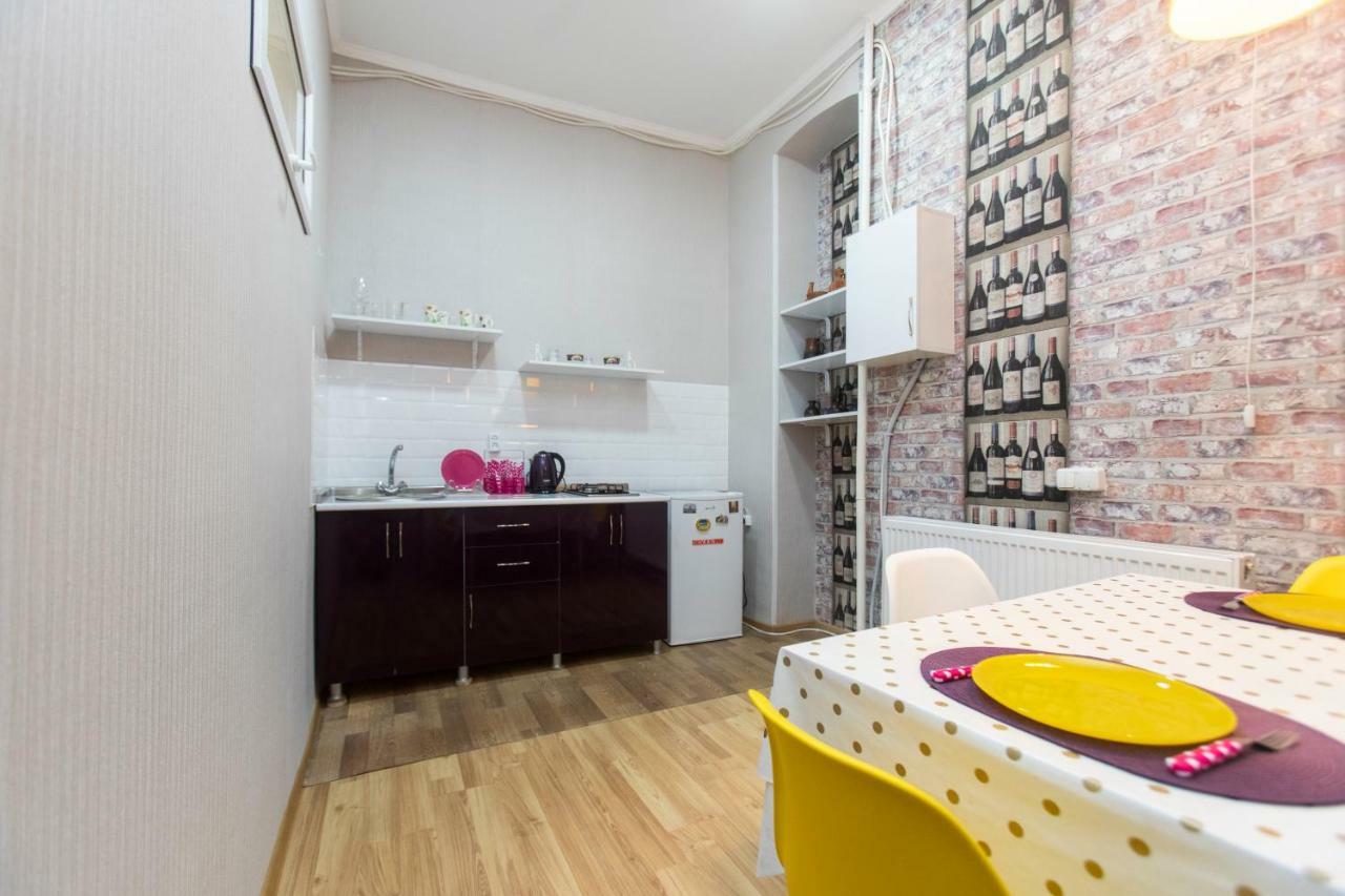 Minimalist Studio Walking Distance To City Centre Tbilisi Exterior foto